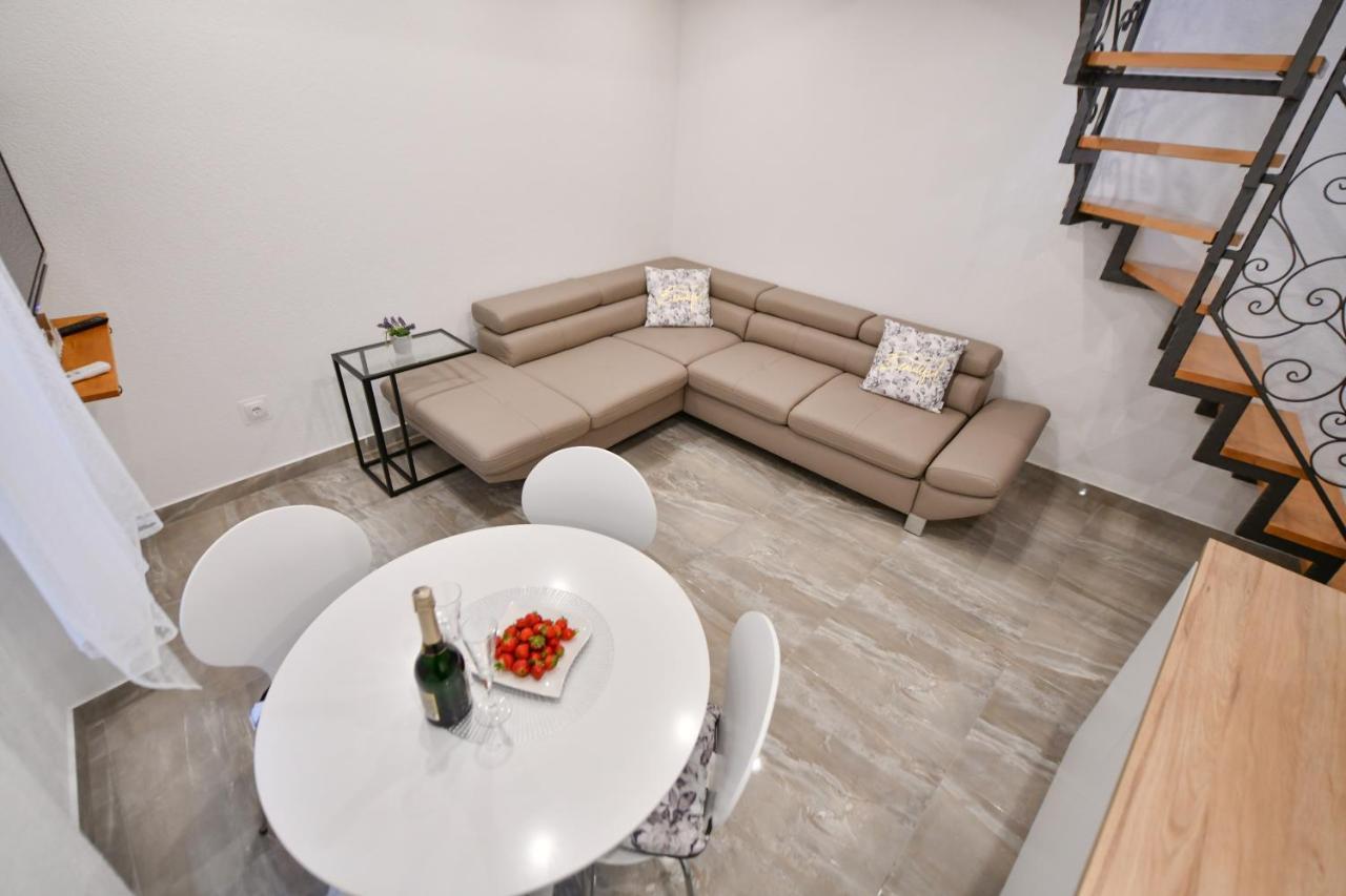 Apartment Lavanda - Suite Sinj Ngoại thất bức ảnh